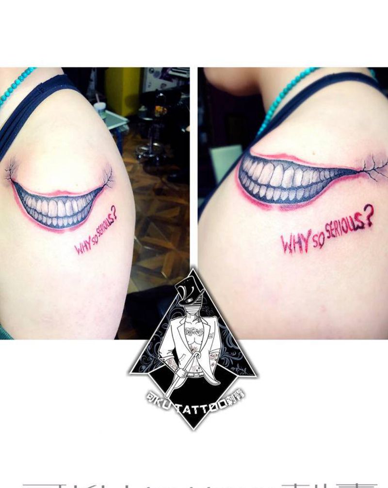 笑嘴纹身图片_肩部卡通纹身图案