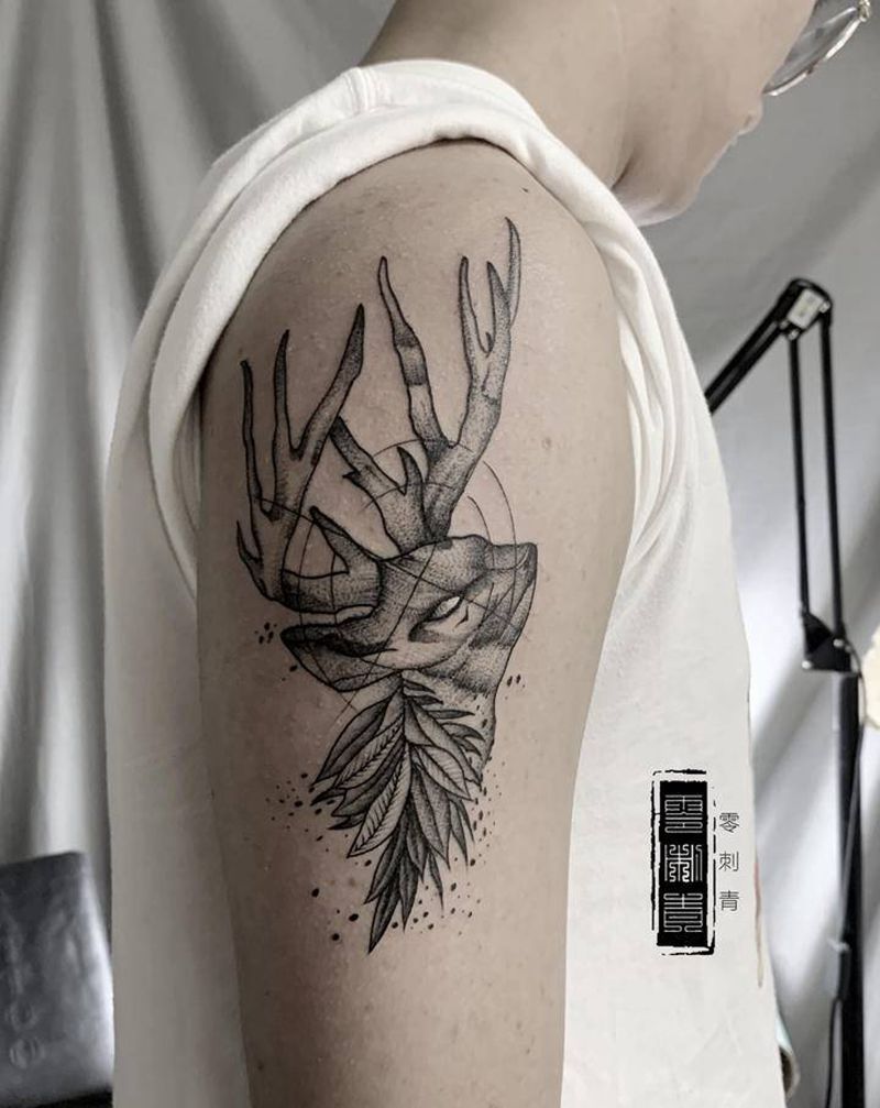 鹿纹身图片_手臂纹身图案