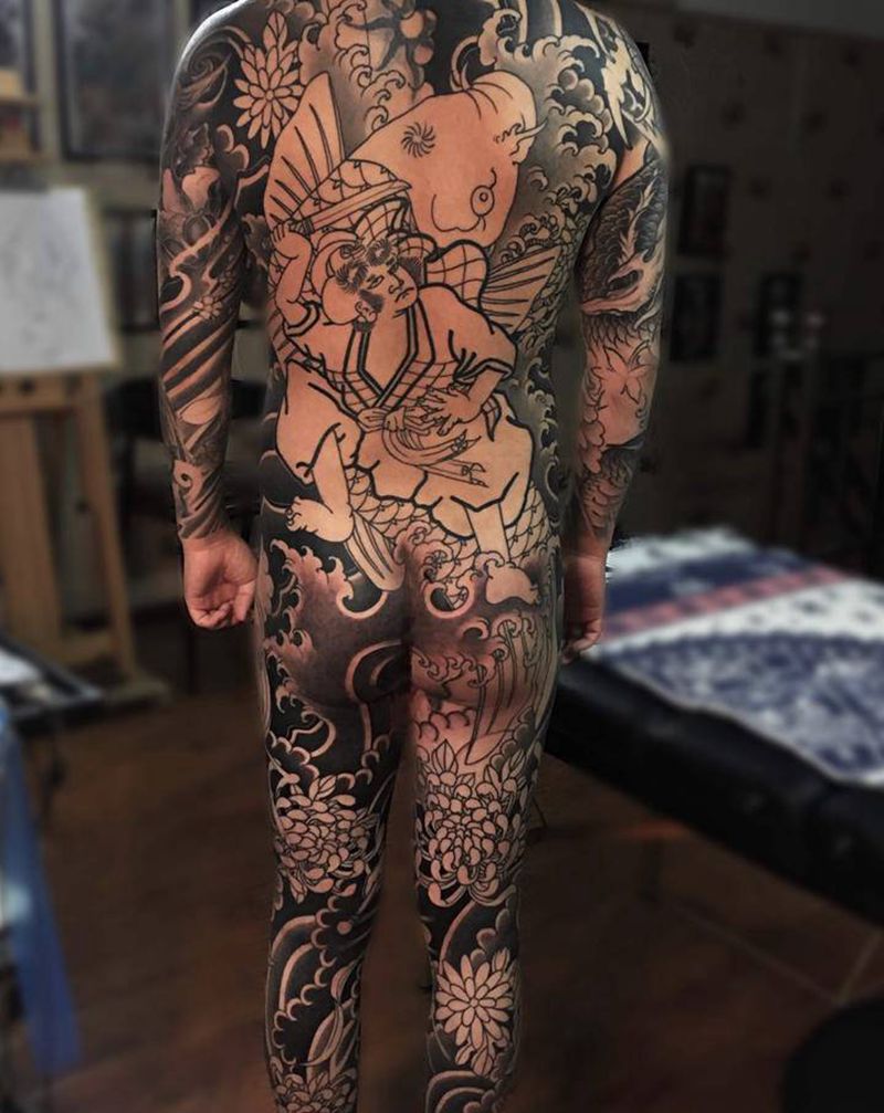 鬼若丸纹身图片_背部老传统纹身图案