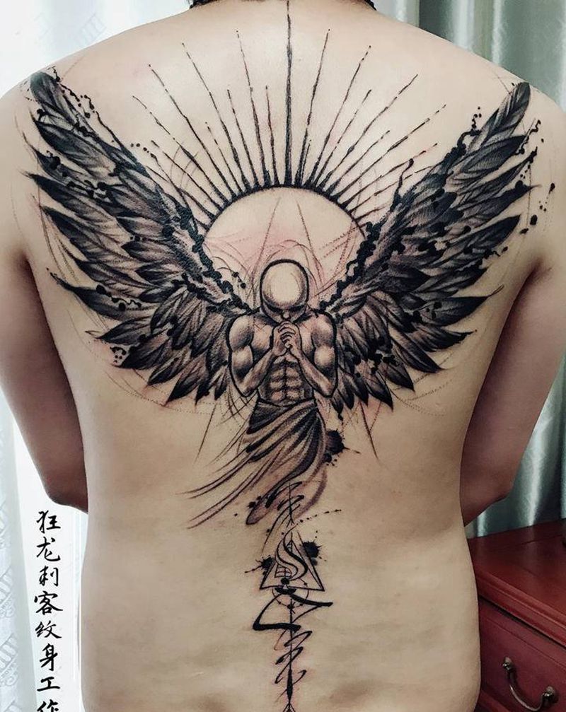 守护天使纹身图片_肩部背部水墨欧美写实守护天使天使翅膀纹身图案