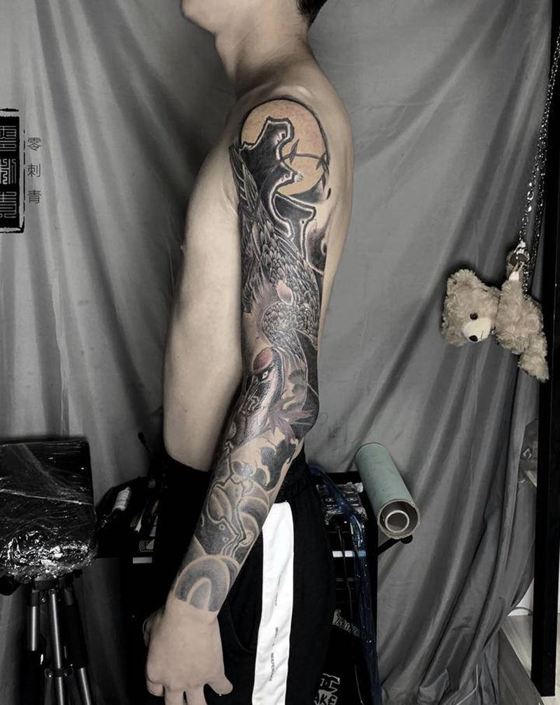 花臂鹤纹身图片_手臂纹身图案