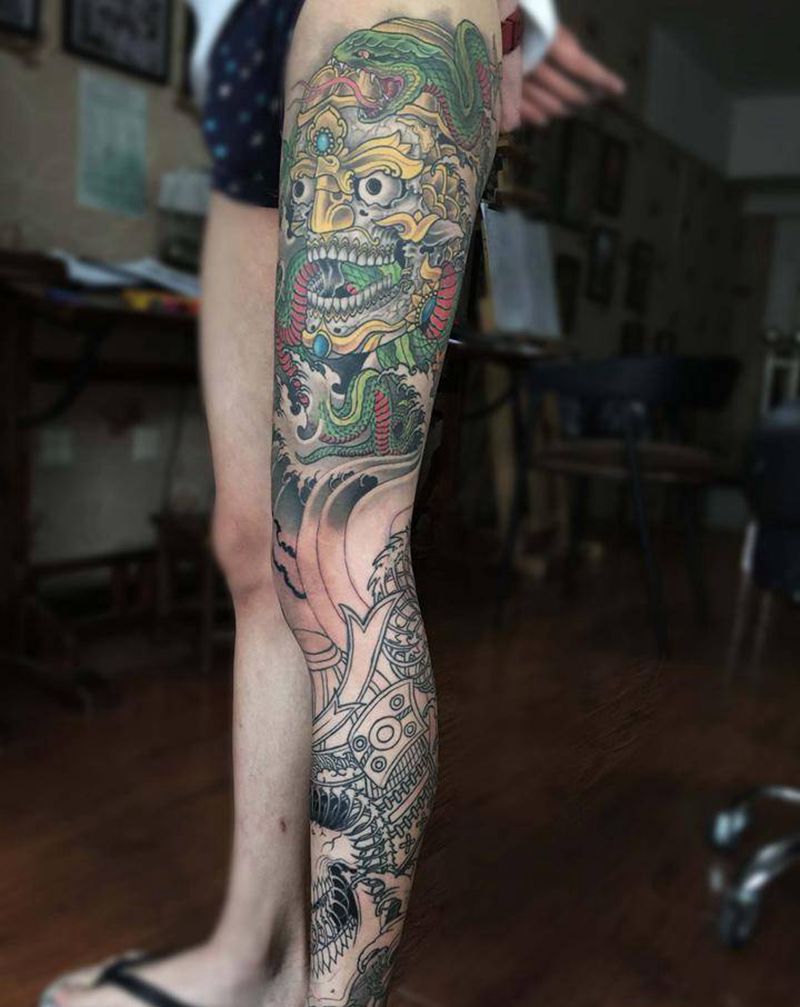 蛇，嘎巴拉纹身图片_腿部新传统纹身图案