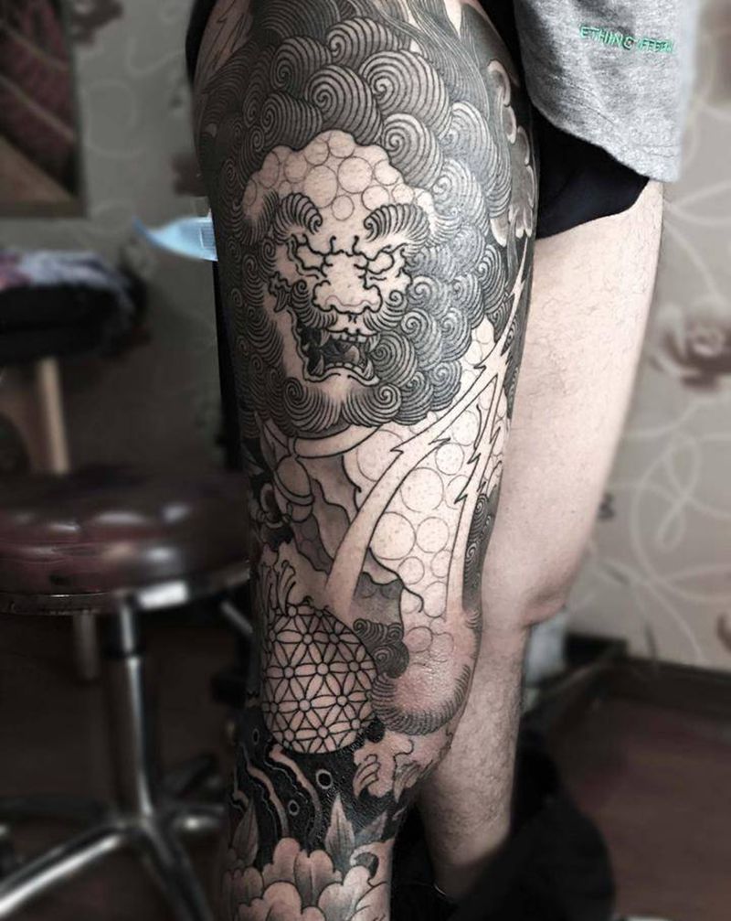 唐狮纹身图片_腿部新传统纹身图案