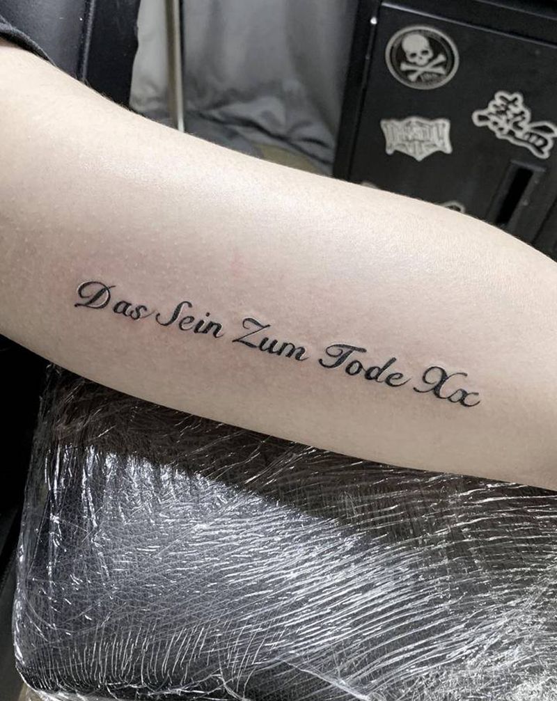 字母纹身图片_手臂纹身图案