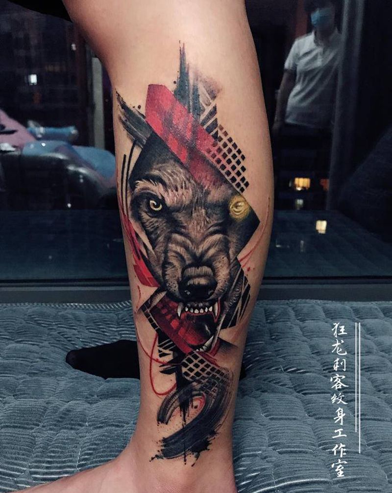 遮盖～狼纹身图片_腿部脚部欧美写实水墨遮盖狼狼纹身图案