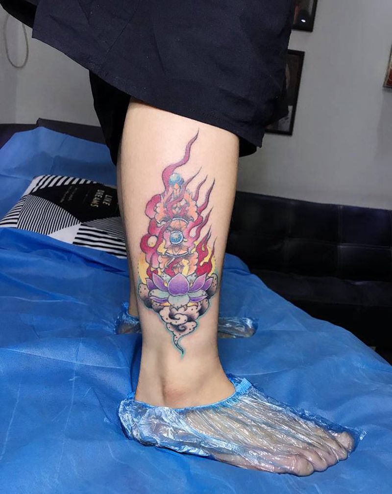 降魔杵纹身图片_腿部新传统纹身图案