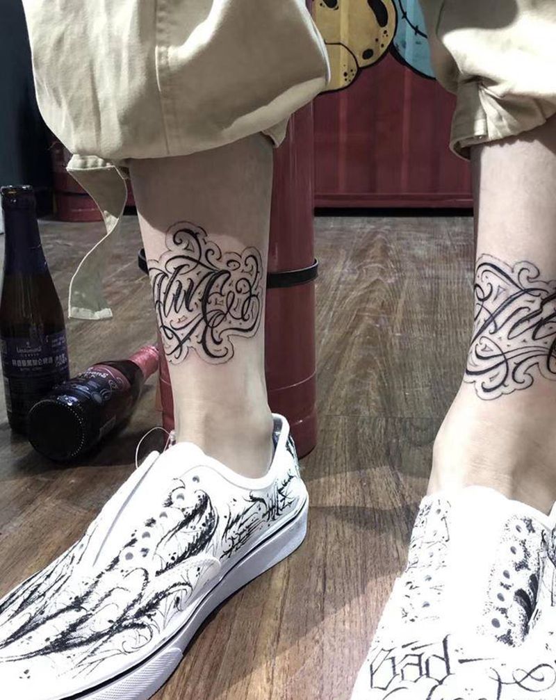 花体字板鞋纹身图片_花体字纹身图案