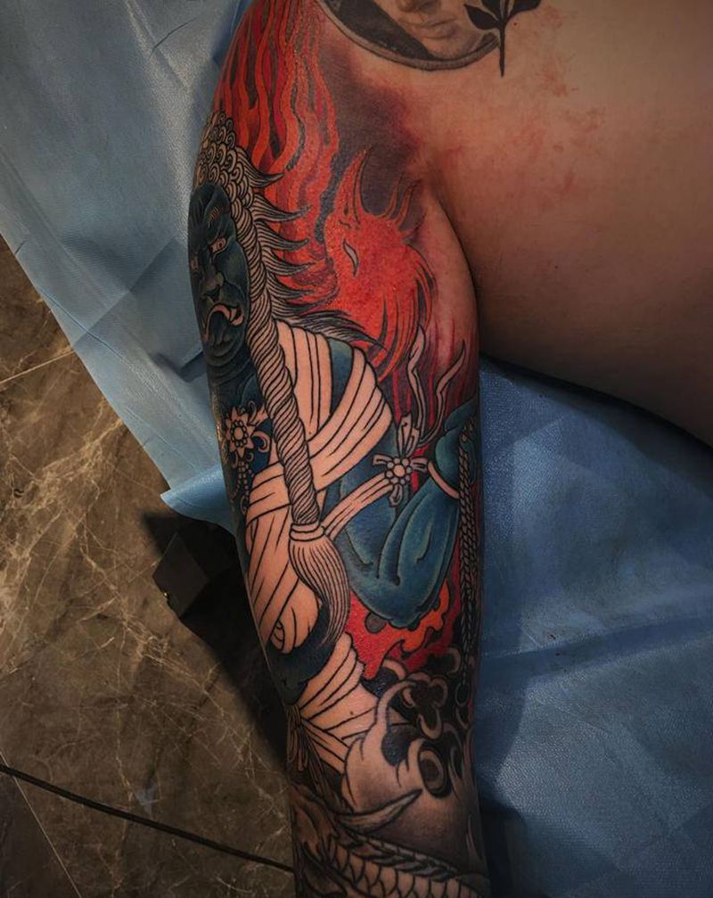 不动明王纹身图片_手臂新传统纹身图案