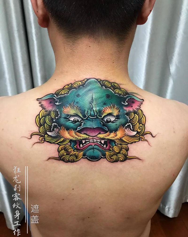 遮盖纹身图片_肩部颈部老传统新传统唐狮子唐狮遮盖纹身图案