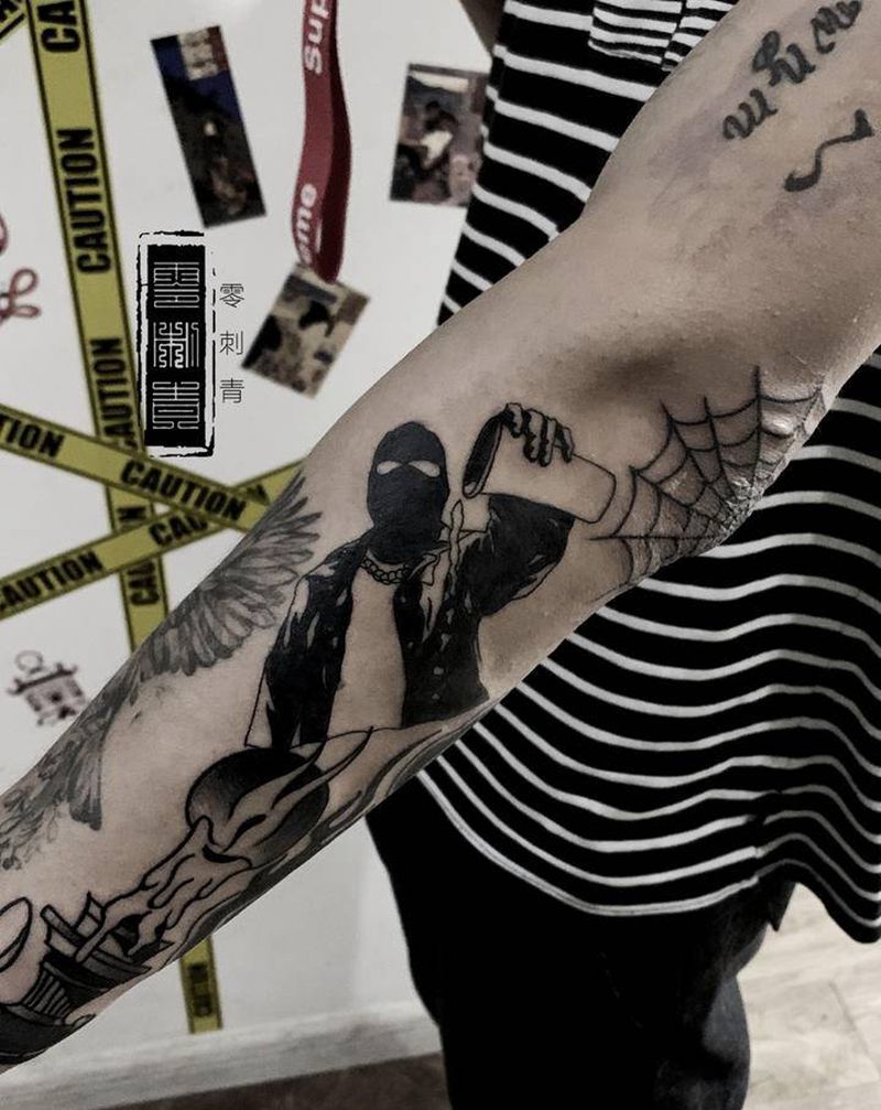 暴徒纹身图片_手臂纹身图案