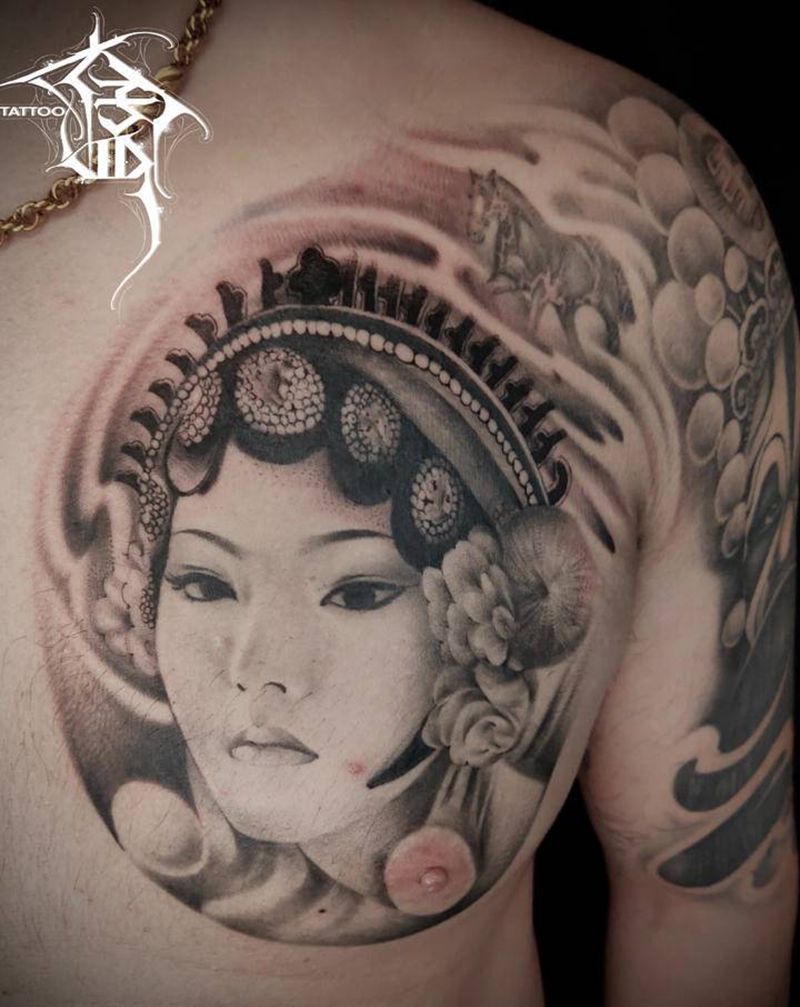 霸王别姬纹身图片_胸部新传统欧美写实纹身图案