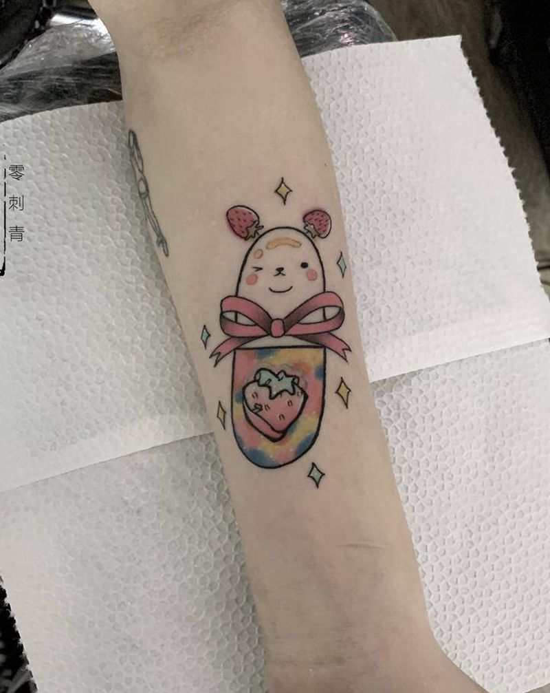 草莓胶囊纹身图片_手臂纹身图案