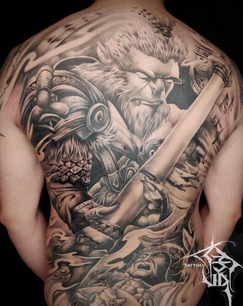 满背斗战圣佛纹身图片_背部新传统欧美写实纹身图案