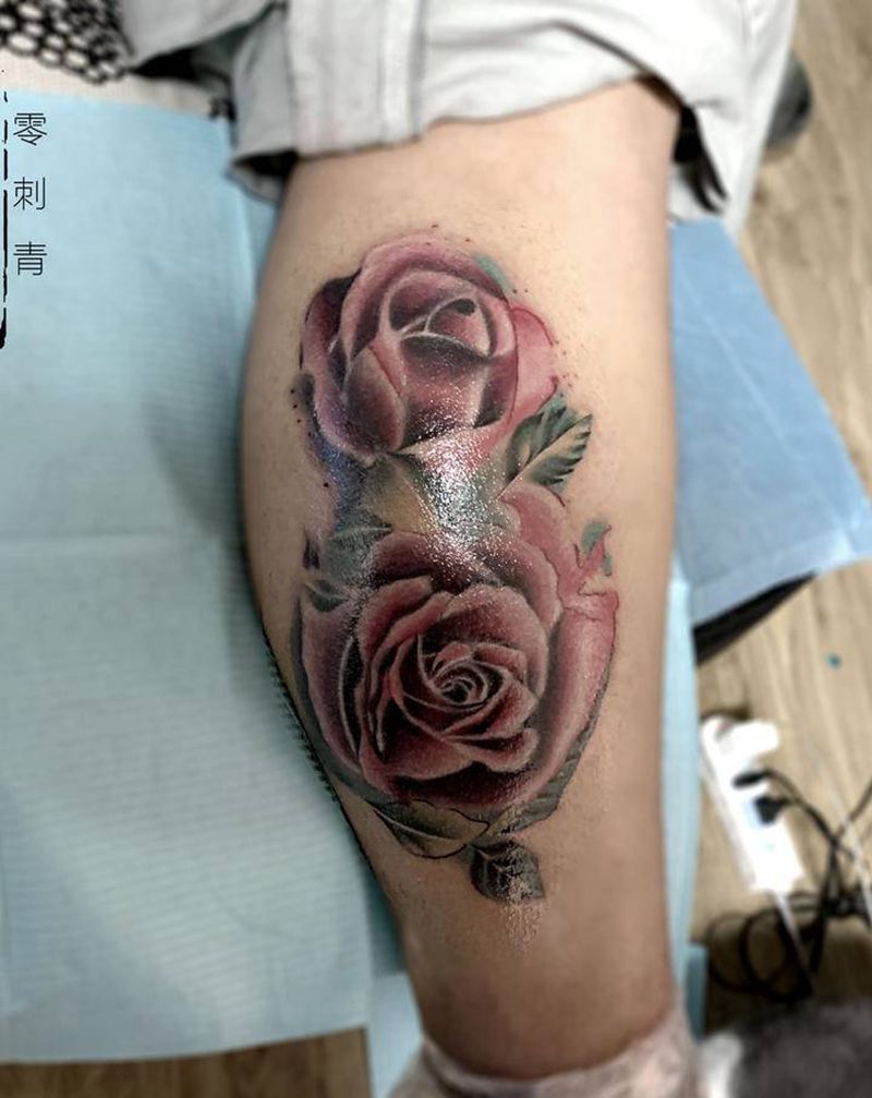 玫瑰纹身图片_腿部纹身图案