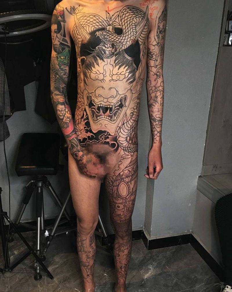 般若纹身图片_腿部腹部新传统纹身图案