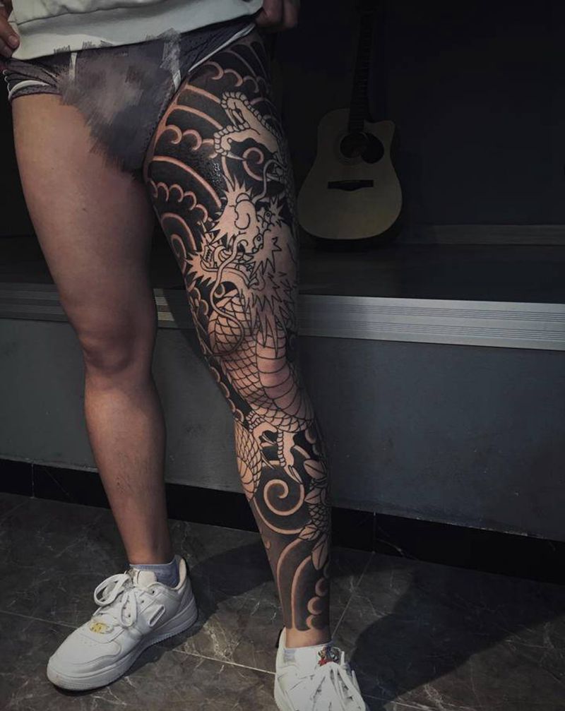龙纹身图片_腿部老传统纹身图案