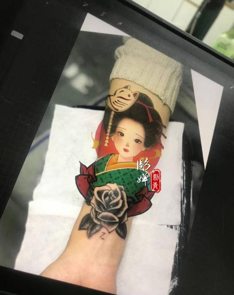 旧图拼接设计纹身图片_手臂纹身图案