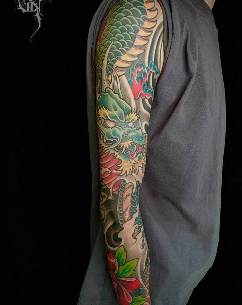 彩色龙花臂纹身图片_手臂新传统纹身图案