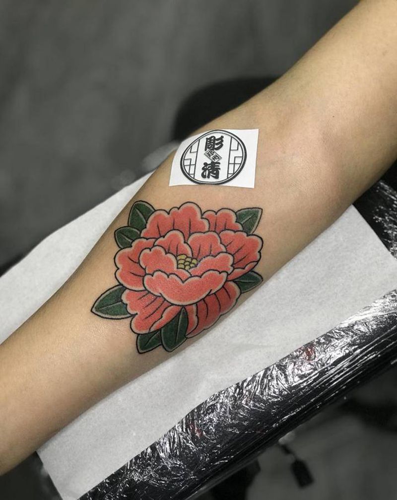 老传统牡丹纹身纹身图片_手臂老传统纹身图案
