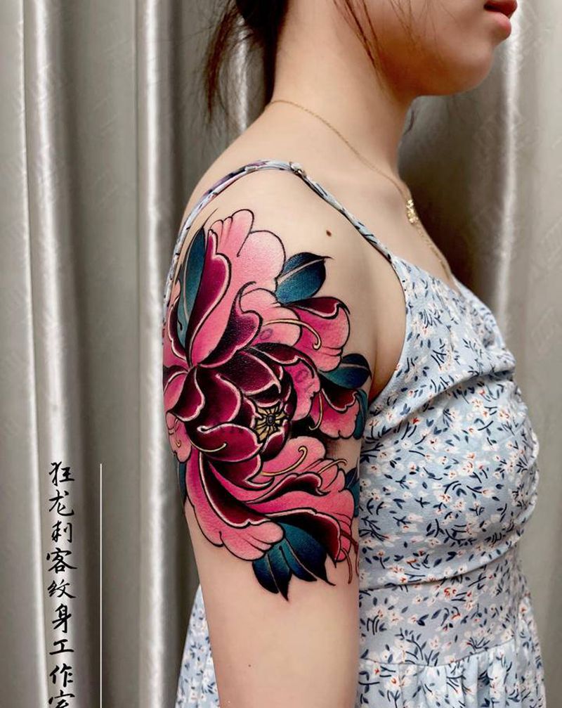 传统牡丹纹身图片_手臂肩部新传统New School牡丹传统牡丹牡丹纹身图案