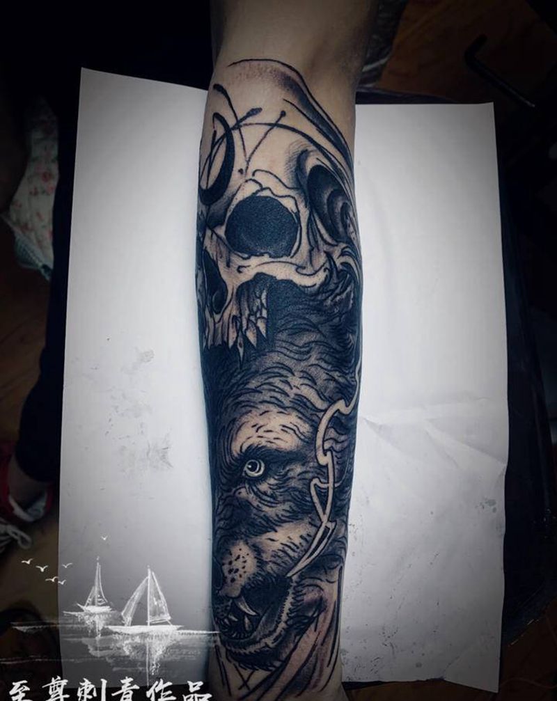 阴暗的恶狼纹身图片_手臂暗黑纹身图案