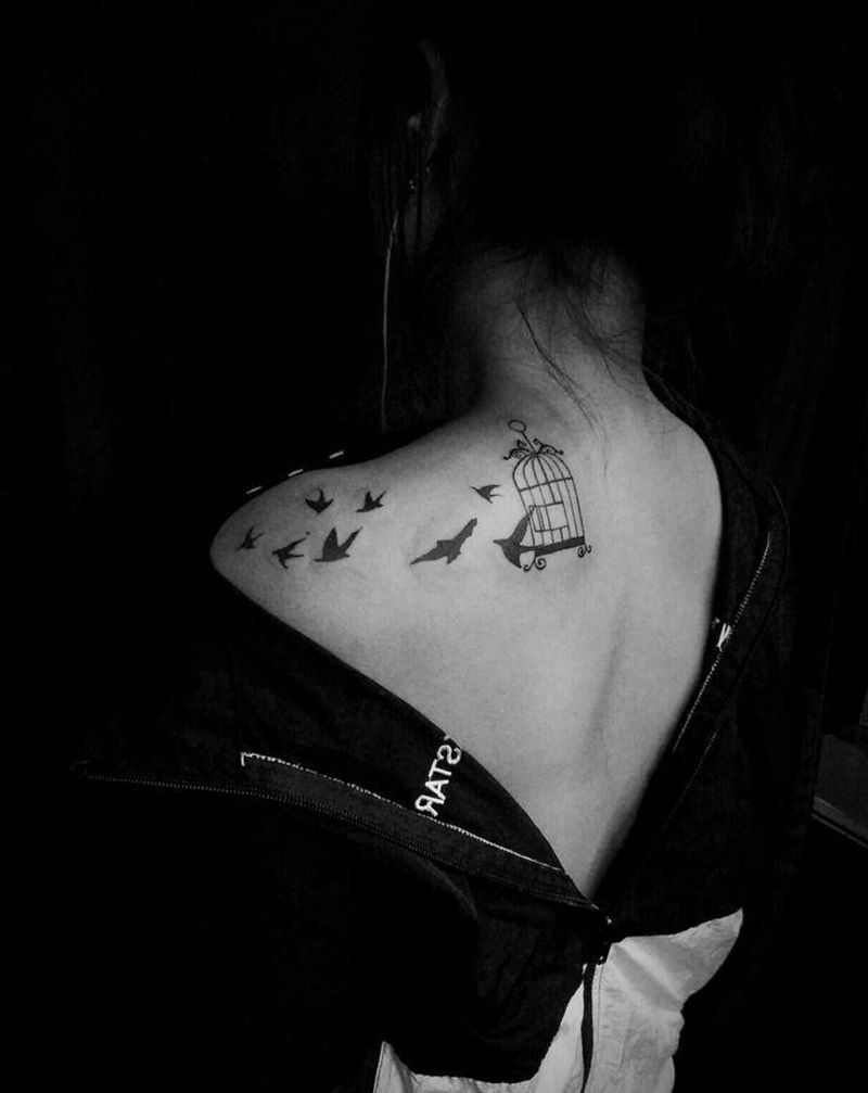 小清新纹身图片_背部纹身图案