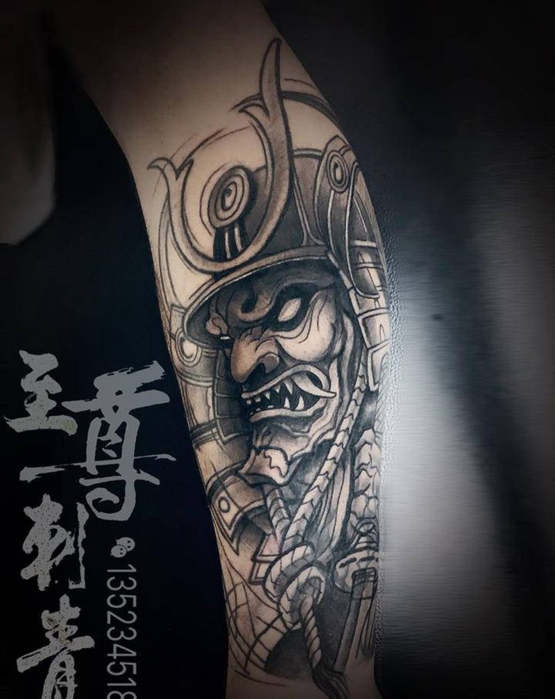 武士魂纹身图片_腿部New School纹身图案