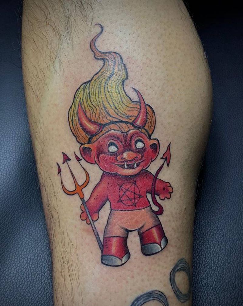 小恶魔纹身图片_腿部New School巨魔娃娃纹身图案