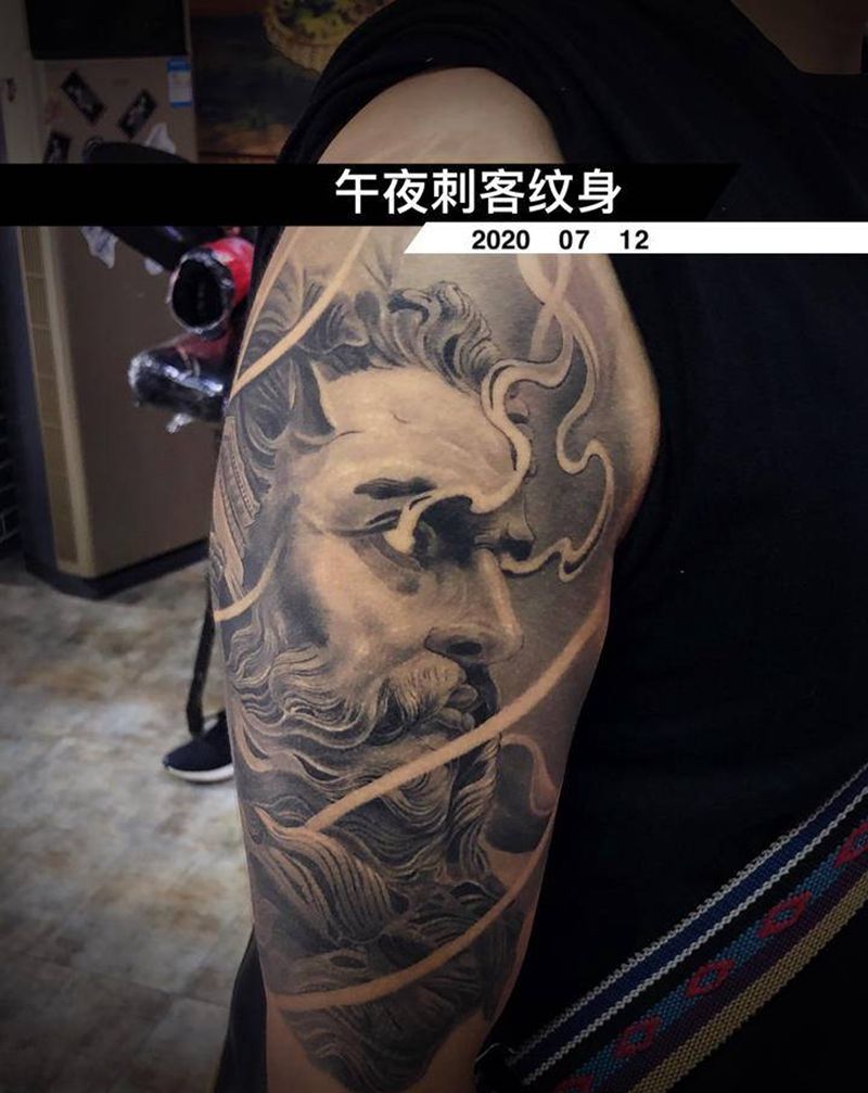 海神纹身图片_手臂欧美写实纹身图案