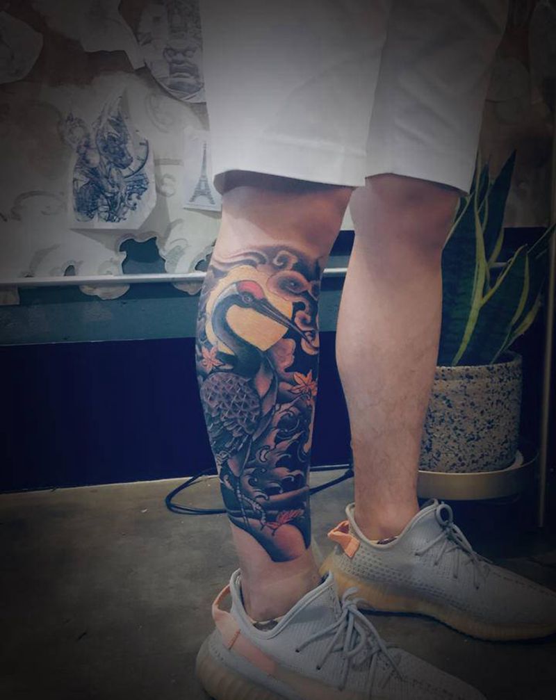 小腿纹身图片_腿部新传统纹身图案