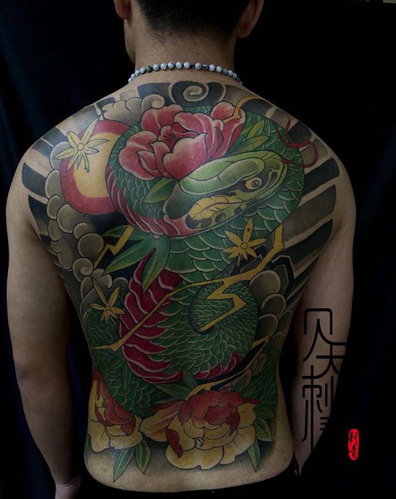 满背纹身图片_背部新传统纹身图案