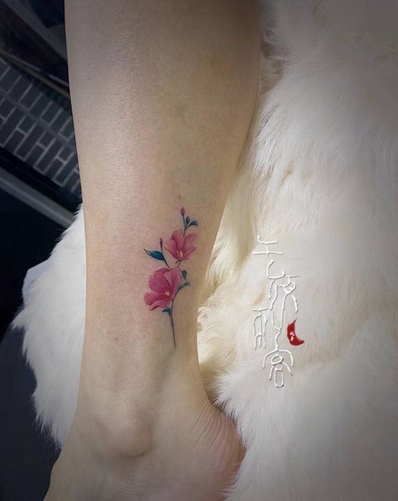 小清晰纹身图片_脚部纹身图案