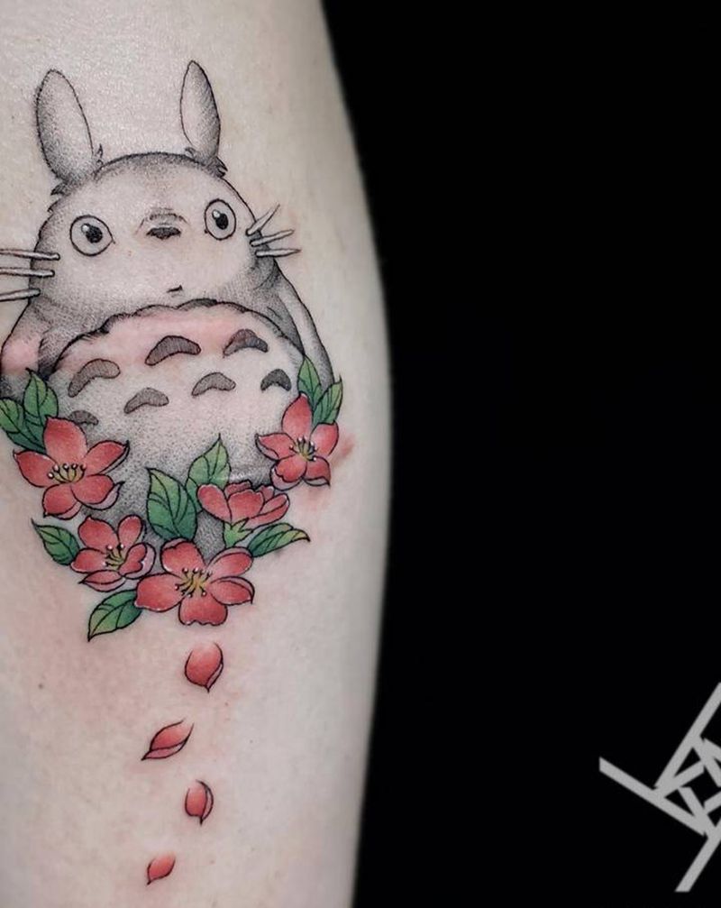 彩色小图纹身图片_手臂New School龙猫卡通贴画纹身图案