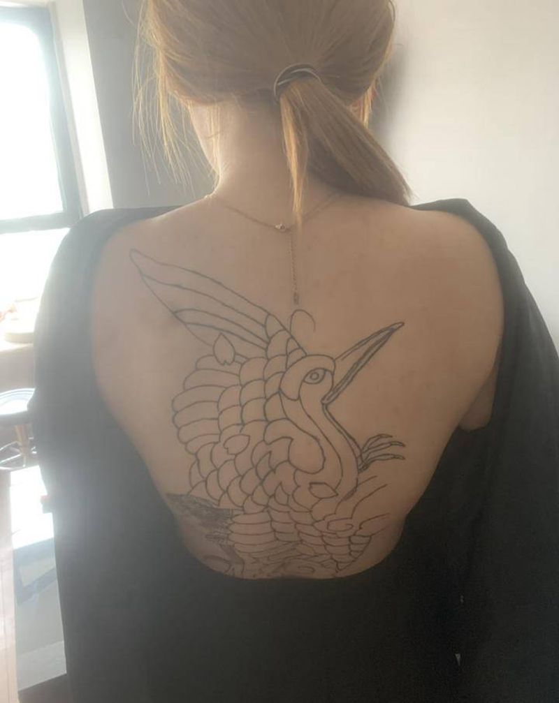 修改满背纹身图片_背部老传统纹身图案