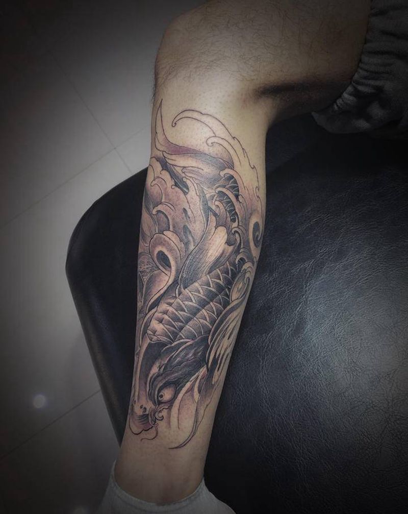 鱼纹身图片_新传统纹身图案