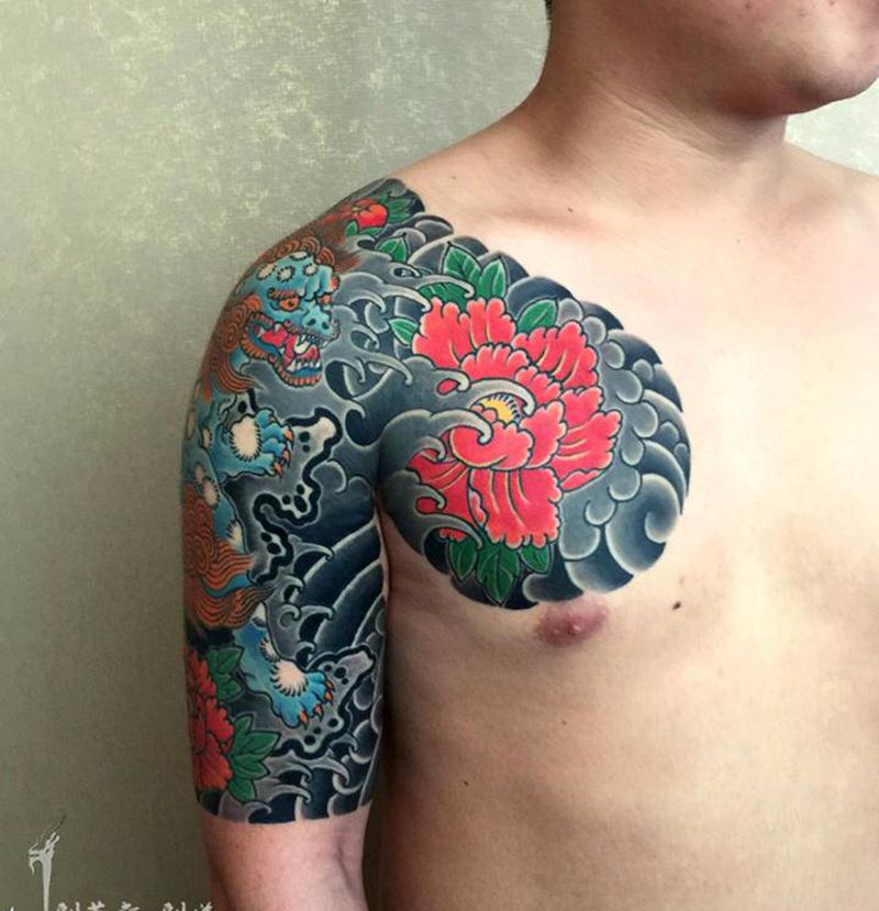 半胛纹身图片_老传统纹身图案