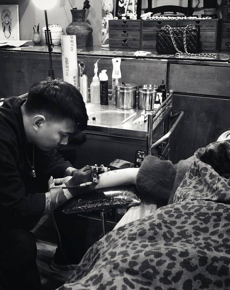 工事纹身图片_老传统纹身图案