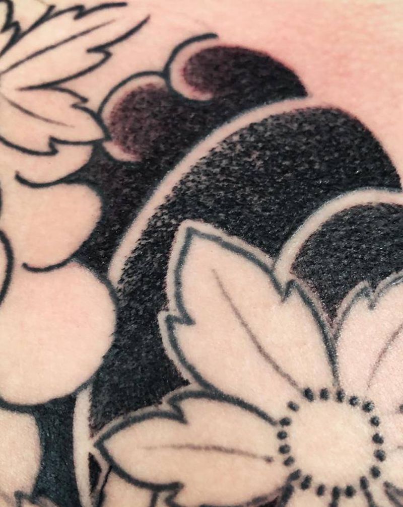 磨砂雾～[奸笑]纹身图片_老传统纹身图案