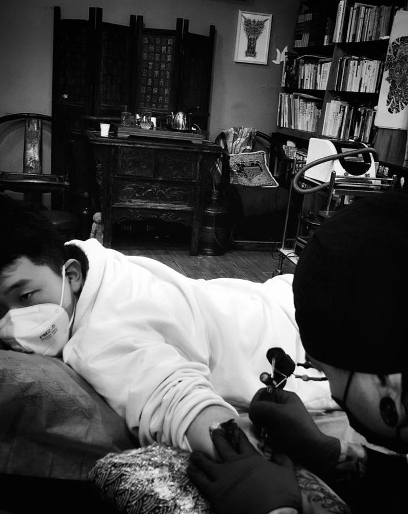 非常时期 不常驻店 只接受安全纹身图片_老传统纹身图案