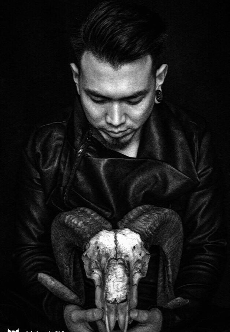 最大的牢笼不是过节宅在家里纹身图片_老传统纹身图案