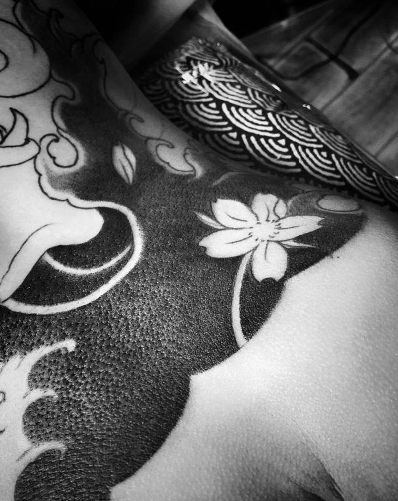 后背接龙～纹身图片_老传统纹身图案