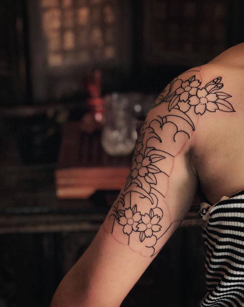 绘完直接上身 今日覆盖进度～纹身图片_老传统纹身图案