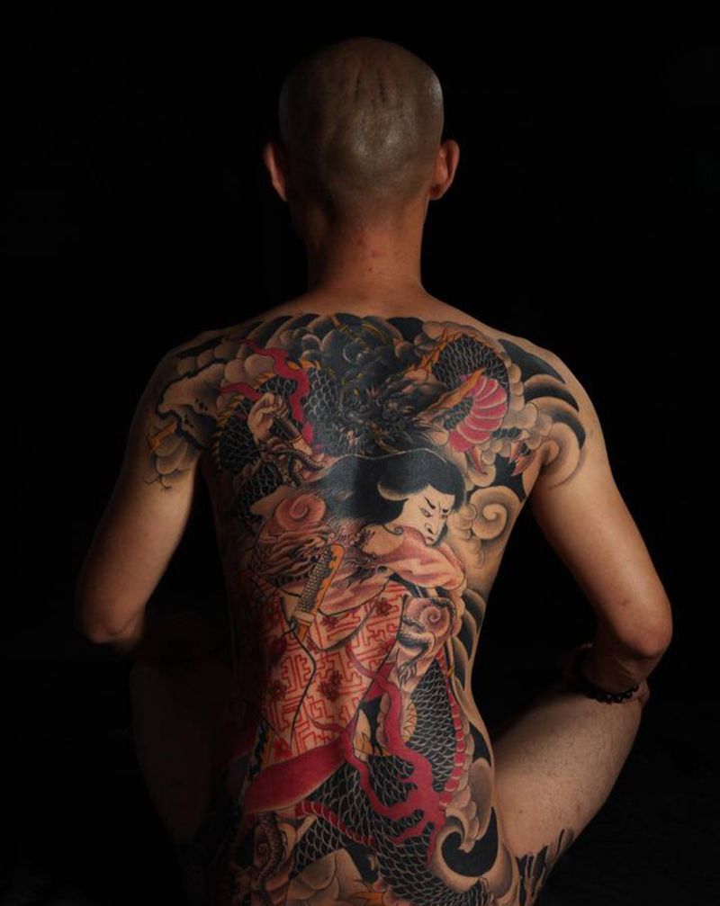 14年初次接触传统 还是覆盖纹身图片_老传统纹身图案