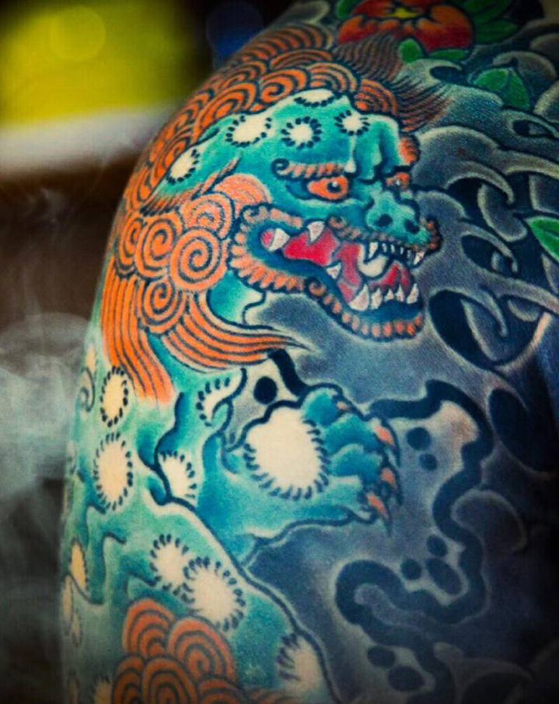 18年半胛 经历最终还是要做自纹身图片_老传统纹身图案