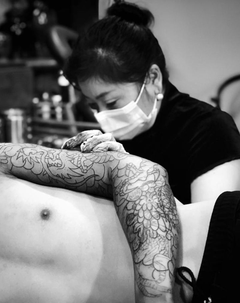 彫茜工作花絮～纹身图片_老传统纹身图案