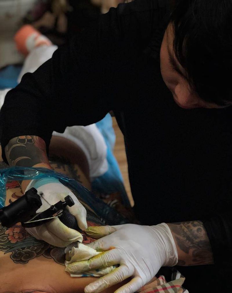 认真做传统 踏实做人 轻松过活纹身图片_老传统纹身图案