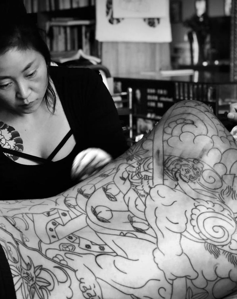 彫茜工作花絮～纹身图片_老传统纹身图案