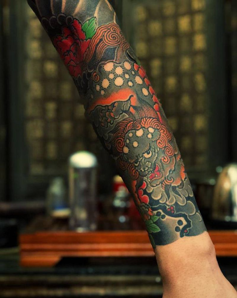 传统福狮收尾～纹身图片_老传统纹身图案