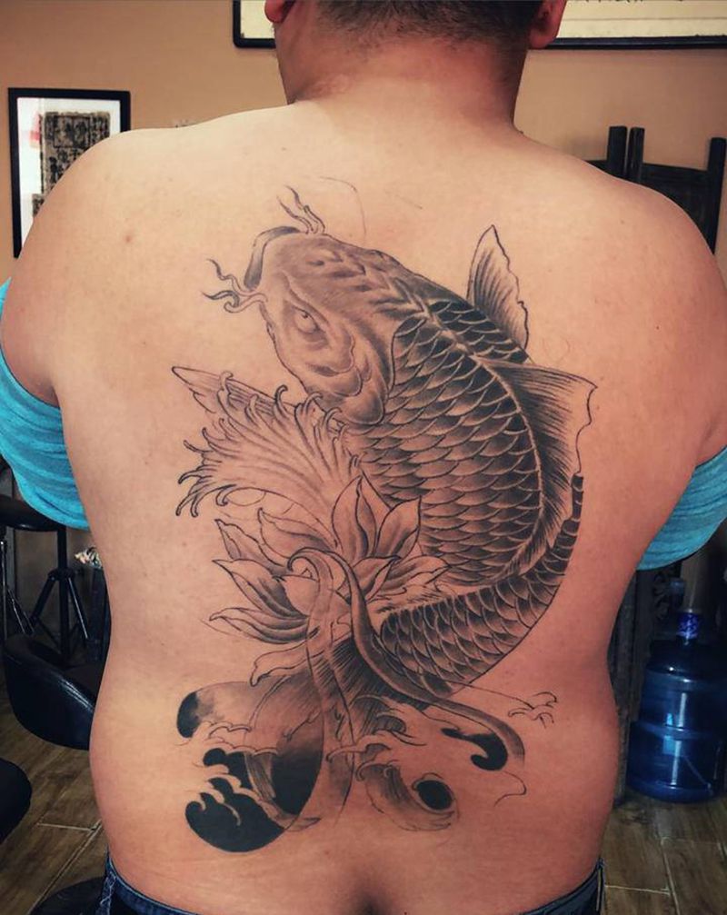 今日修改进度…很多事情不一定有纹身图片_老传统纹身图案