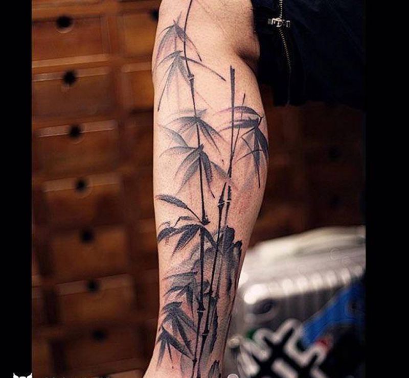 竹子纹身图片_腿部水墨纹身图案